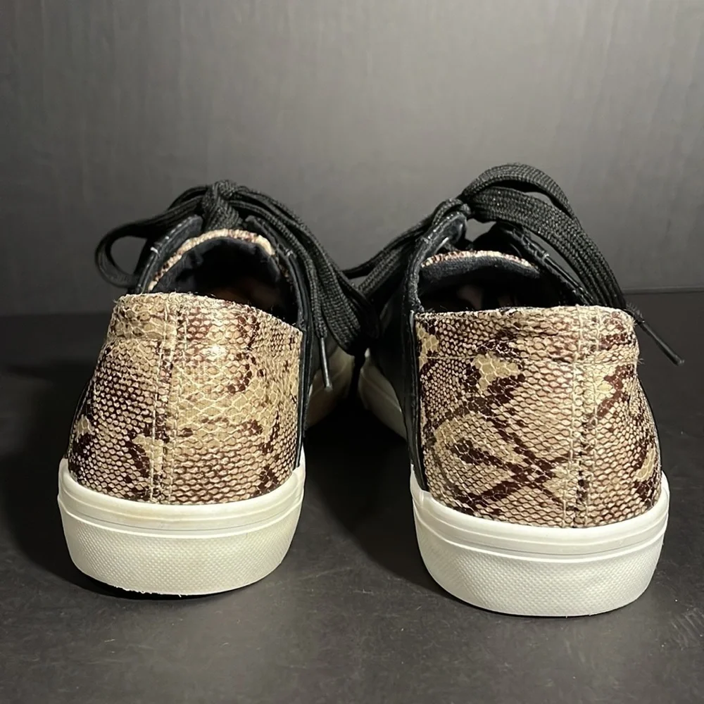 RESTRICTED snakeskin and faux leather casual sneakers in women’s size 6